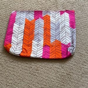Thirty-one large zipper pouch